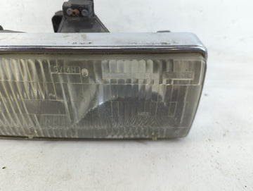 Gmc S10 Blazer Passenger Right Oem Head Light Headlight Lamp