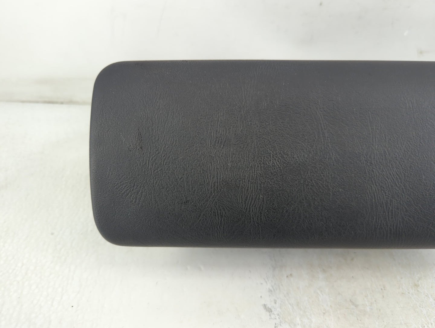 Gmc S10 Blazer Air Bag Passenger Right Dashboard Oem - Oemusedautoparts1.com