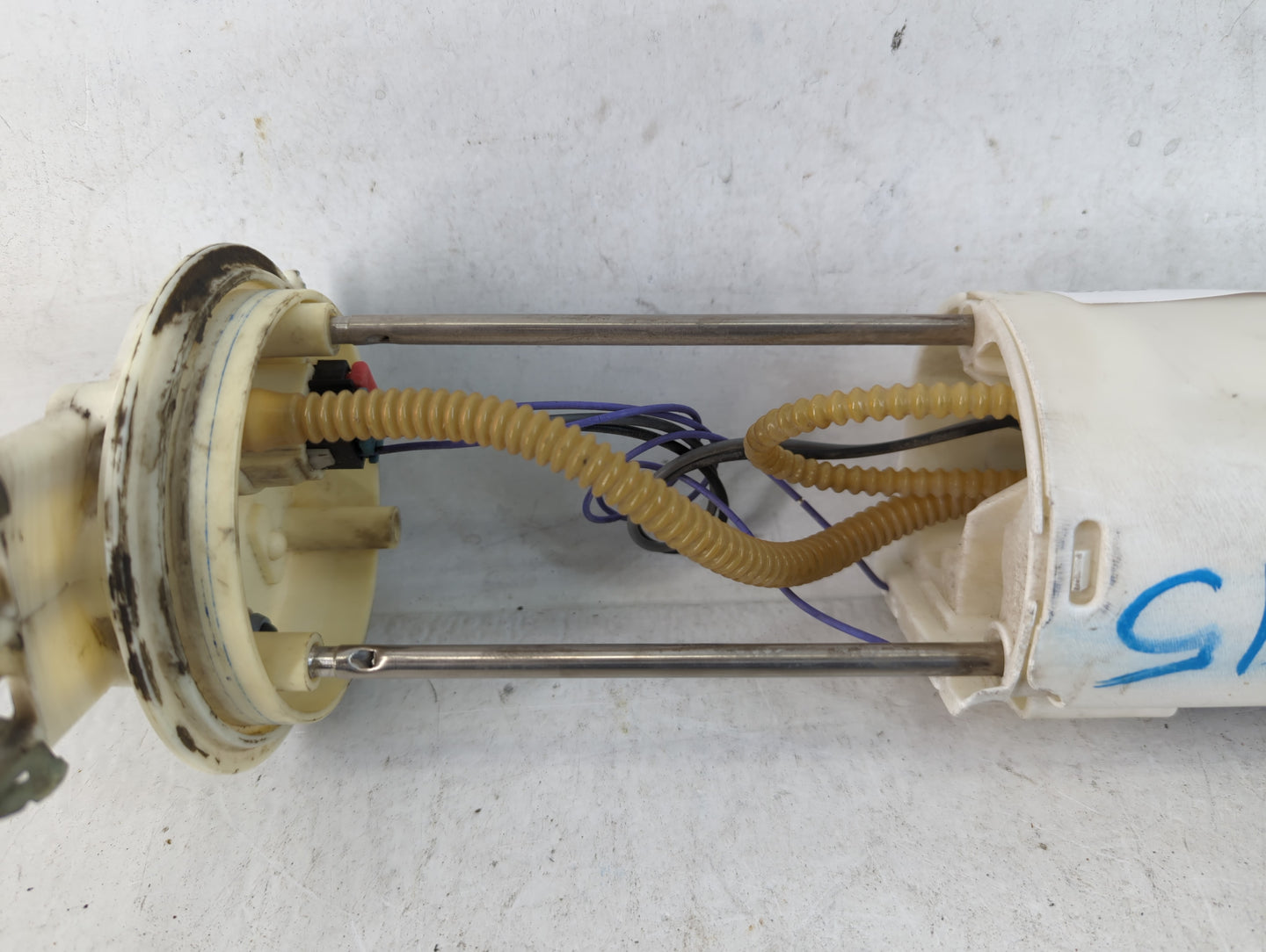 2002 Gmc Savana 2500 Electrical Gas Fuel Pump Assembly - Oemusedautoparts1.com