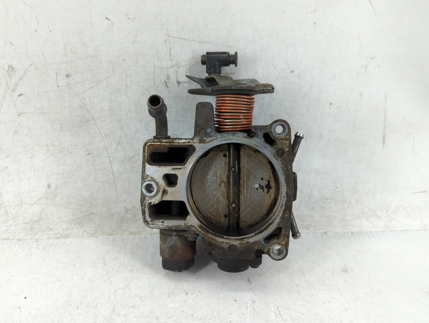 2002-2007 Gmc Sierra 1500 Throttle Body Fits Fits 2001 2002 2003 2004 2005 2006 2007 OEM Used Auto Parts - Oemusedautoparts1