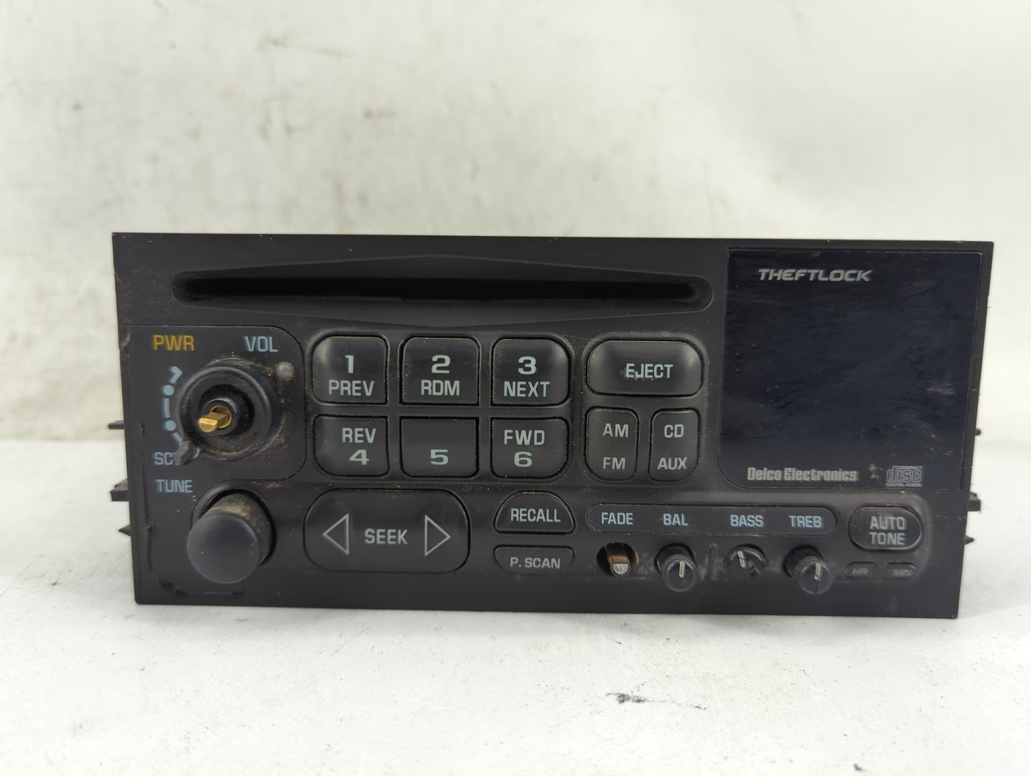 1999-2002 Gmc Sierra 1500 Radio AM FM Cd Player Receiver Replacement P/N:15071233 Fits OEM Used Auto Parts - Oemusedautopart