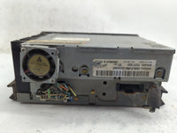 1999-2002 Gmc Sierra 1500 Radio AM FM Cd Player Receiver Replacement P/N:15071233 Fits OEM Used Auto Parts - Oemusedautopart