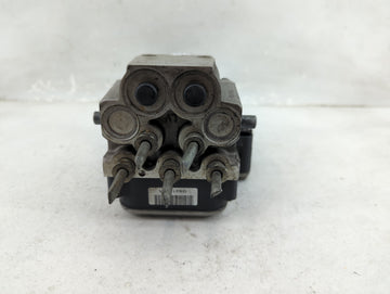 2000-2002 Gmc Yukon ABS Pump Control Module Replacement P/N:13451111 Fits Fits 2000 2001 2002 OEM Used Auto Parts - Oemuseda