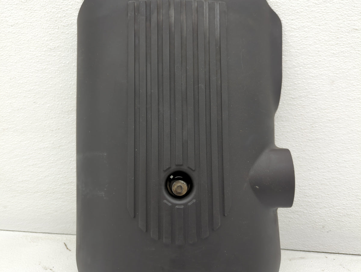 2002 Gmc Yukon Engine Cover - Oemusedautoparts1.com