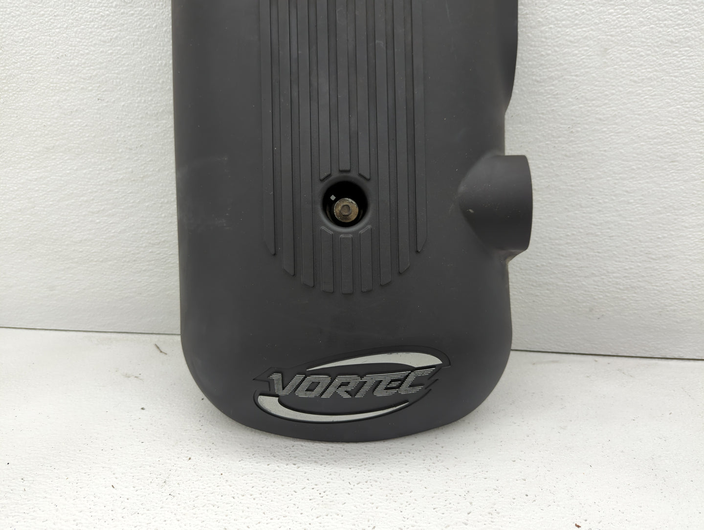 2002 Gmc Yukon Engine Cover - Oemusedautoparts1.com