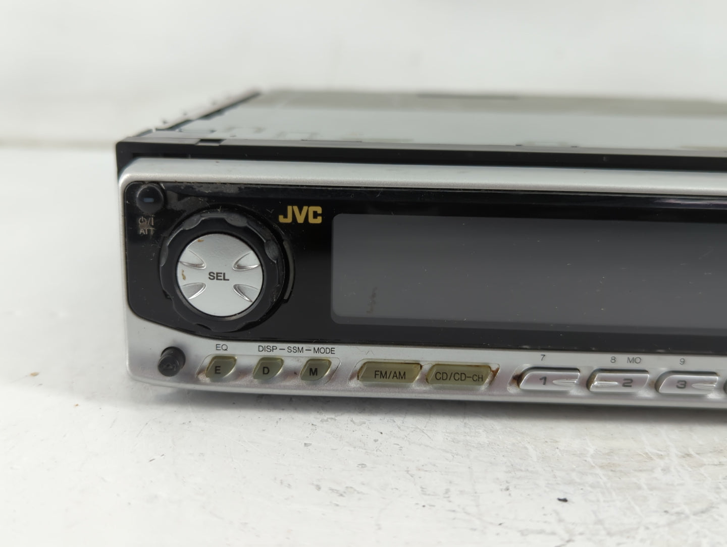 2001-2002 Gmc Yukon Radio AM FM Cd Player Receiver Replacement P/N:127X3013 KD-LH1000 Fits Fits 2001 2002 OEM Used Auto Part