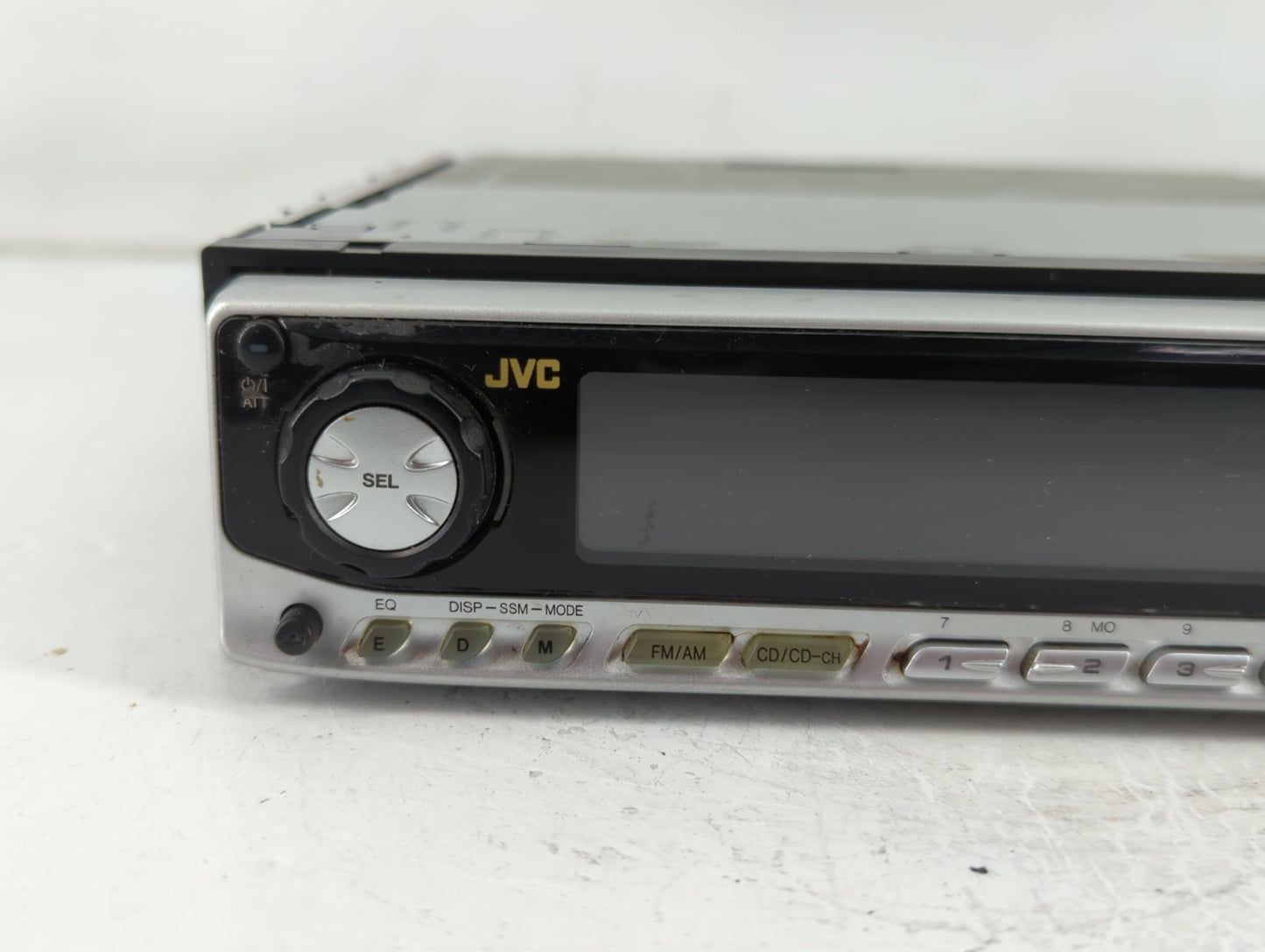 2001-2002 Gmc Yukon Radio AM FM Cd Player Receiver Replacement P/N:127X3013 KD-LH1000 Fits Fits 2001 2002 OEM Used Auto Part