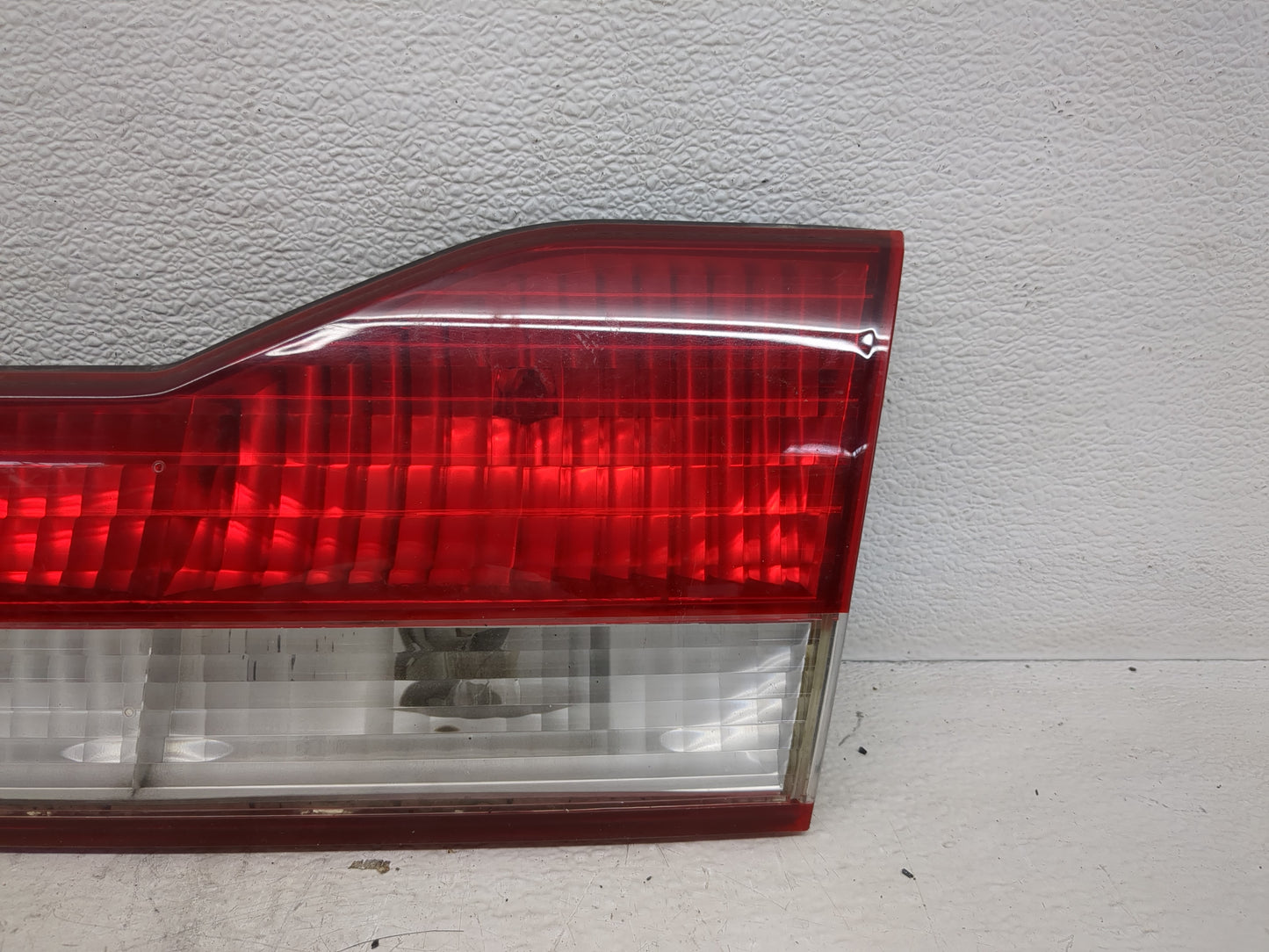 2001-2002 Honda Accord Tail Light Assembly Passenger Right OEM Fits Fits 2001 2002 OEM Used Auto Parts - Oemusedautoparts1.c