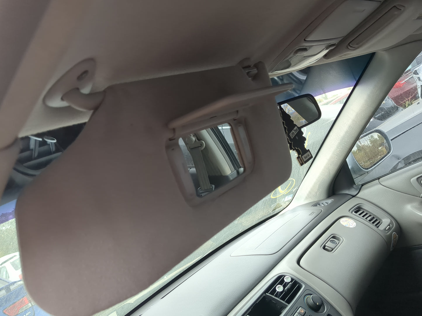 1998-2002 Honda Accord Sun Visor Shade Replacement Driver Left Mirror Fits Fits 1998 1999 2000 2001 2002 OEM Used Auto Parts