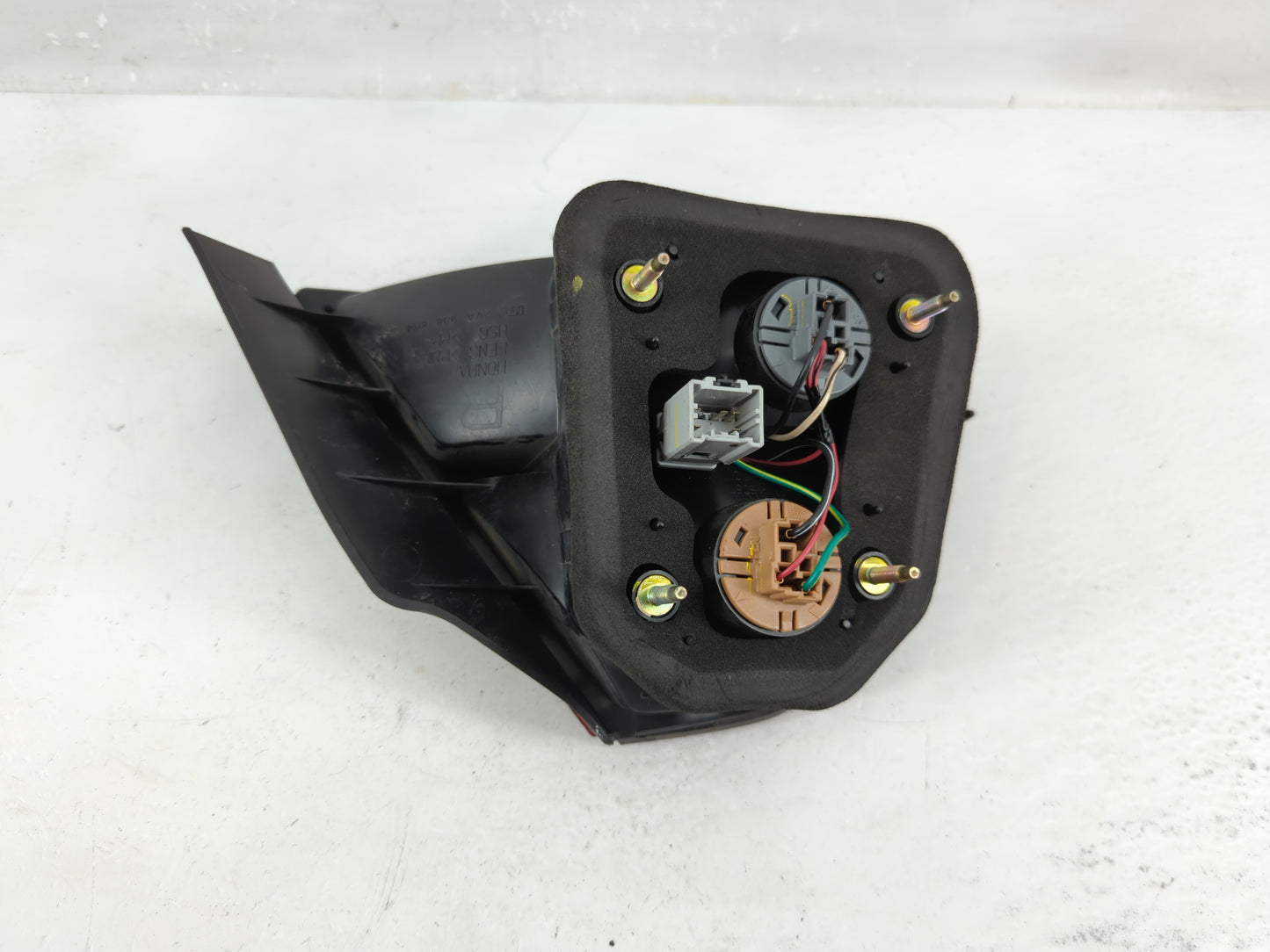 1998-2002 Honda Accord Tail Light Assembly Passenger Right OEM P/N:2VA 938 864 Fits Fits 1998 1999 2000 2001 2002 OEM Used A