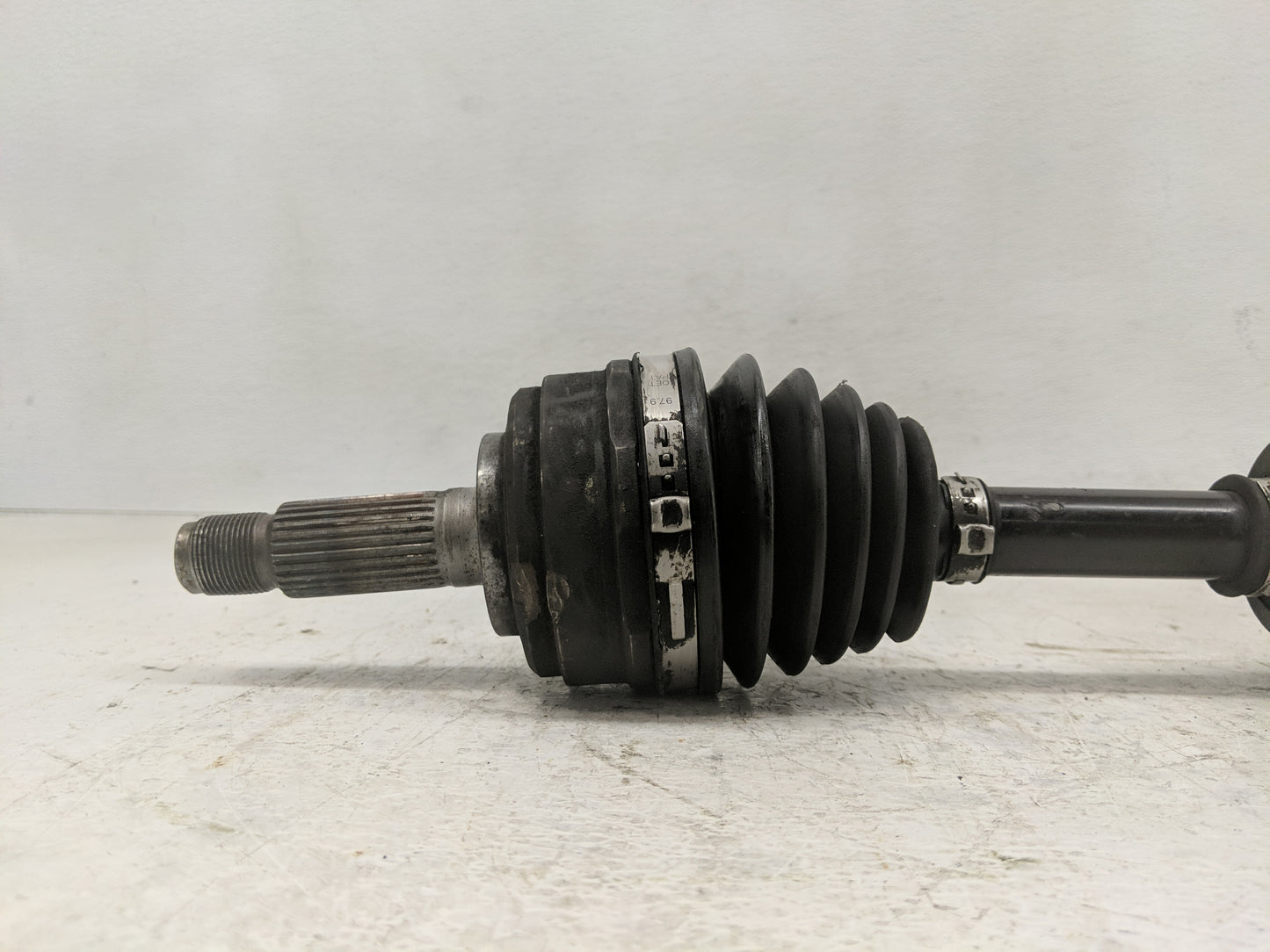 2000-2002 Honda Accord Axle Shaft Front Driver Cv C/v - Oemusedautoparts1.com