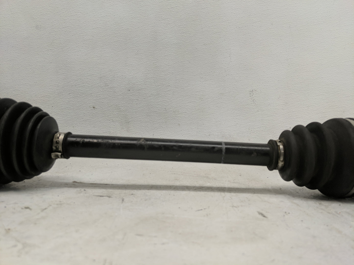 2000-2002 Honda Accord Axle Shaft Front Driver Cv C/v - Oemusedautoparts1.com