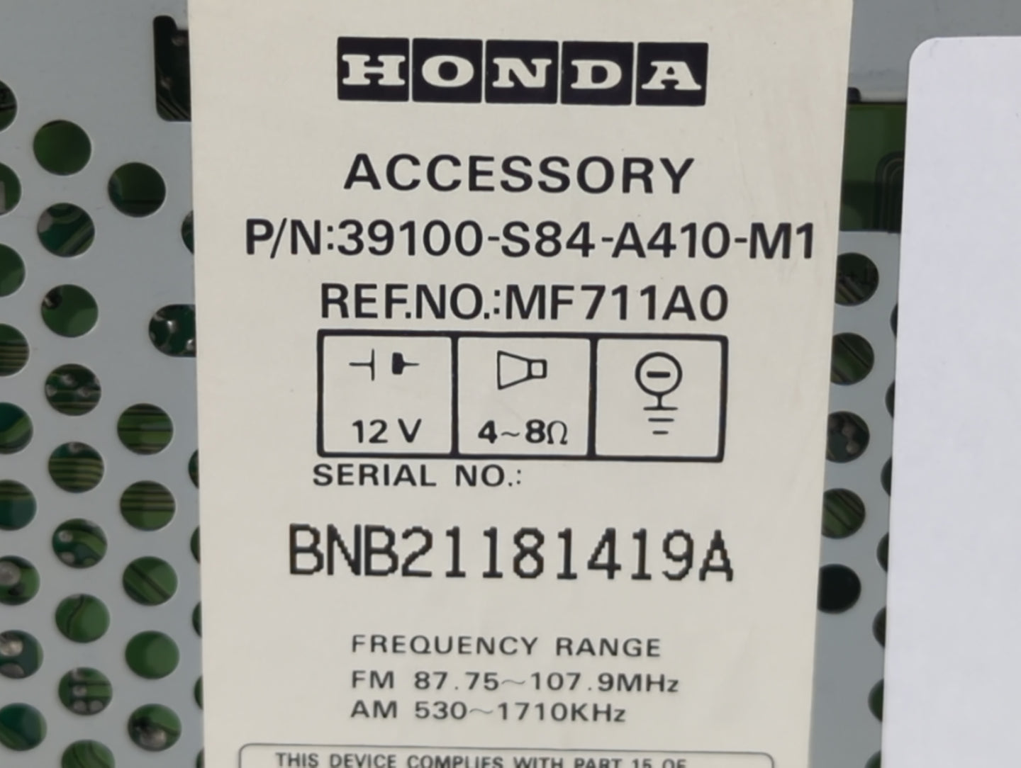 2001-2002 Honda Accord Radio AM FM Cd Player Receiver Replacement P/N:39100-S84-A410-M1 Fits Fits 2001 2002 OEM Used Auto Pa