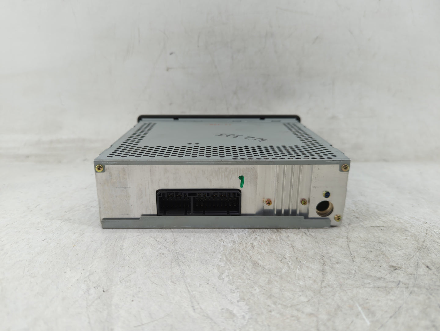 2001-2002 Honda Accord Radio AM FM Cd Player Receiver Replacement P/N:39100-S84-A410-M1 Fits Fits 2001 2002 OEM Used Auto Pa