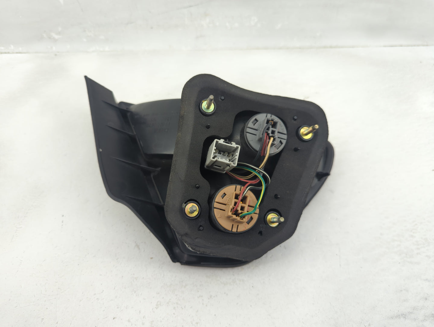 2002 Honda Accord Tail Light Assembly Passenger Right OEM P/N:2VA 938 864 Fits OEM Used Auto Parts - Oemusedautoparts1.com