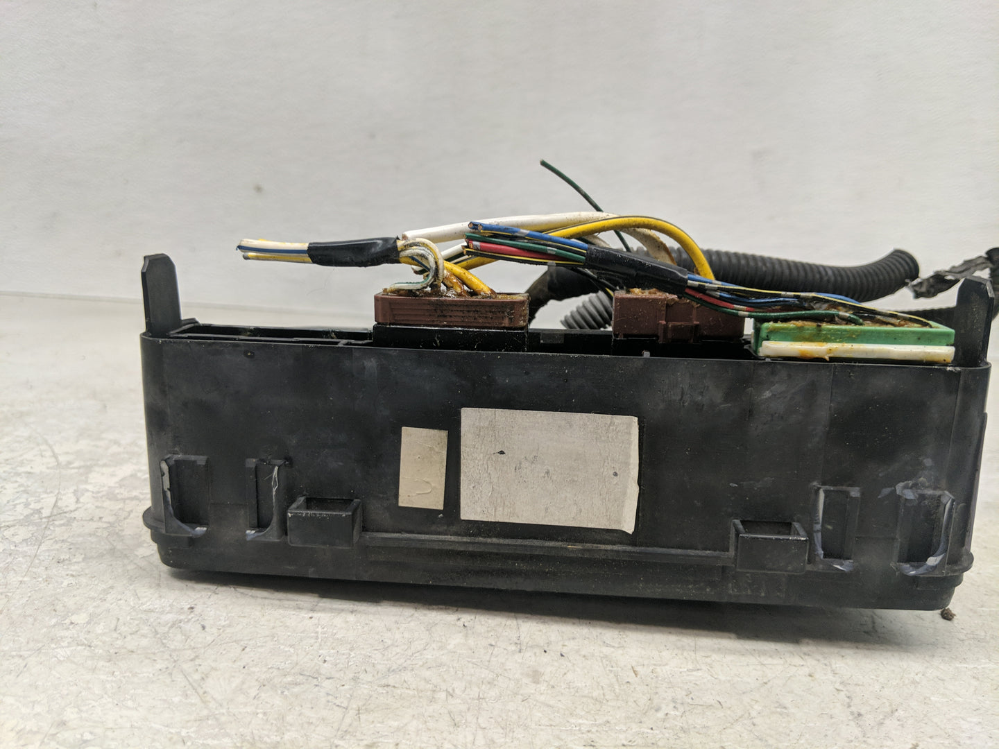 2000-2002 Honda Accord Fusebox Fuse Box Panel Relay Module P/N:617 2K8-B1 Fits Fits 2000 2001 2002 OEM Used Auto Parts - Oem
