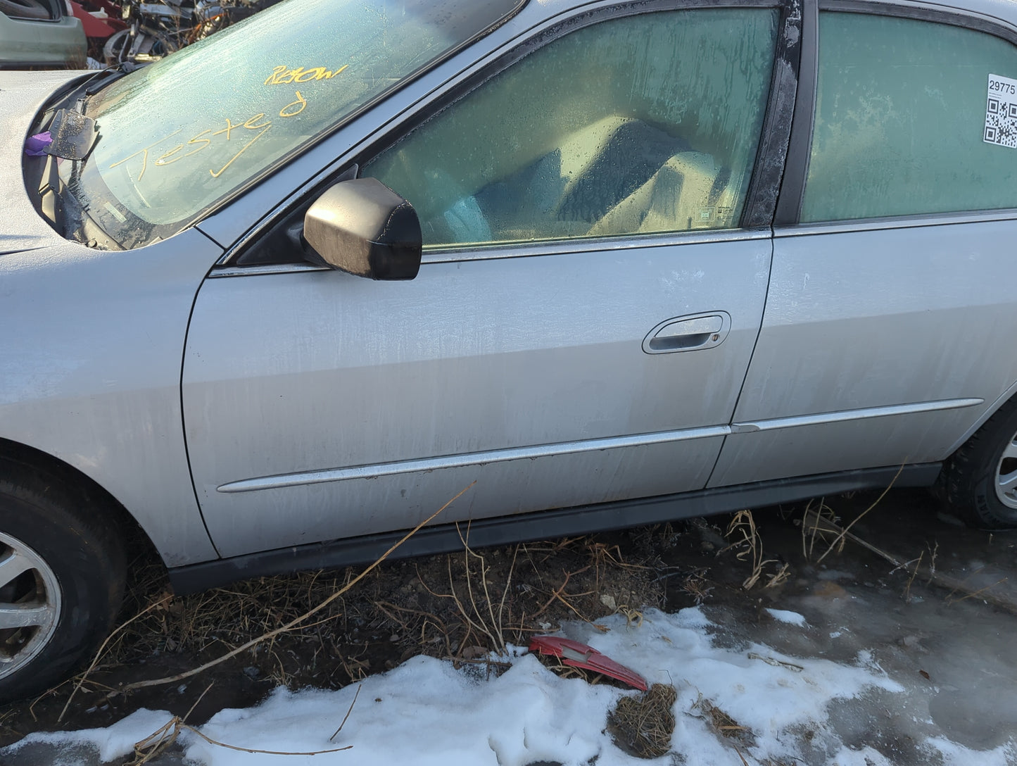 1998-2002 Honda Accord Driver Front Door Oem 1370579 - Oemusedautoparts1.com