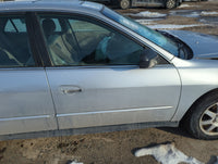1998-2002 Honda Accord Passenger Front Door Oem 1370581 - Oemusedautoparts1.com
