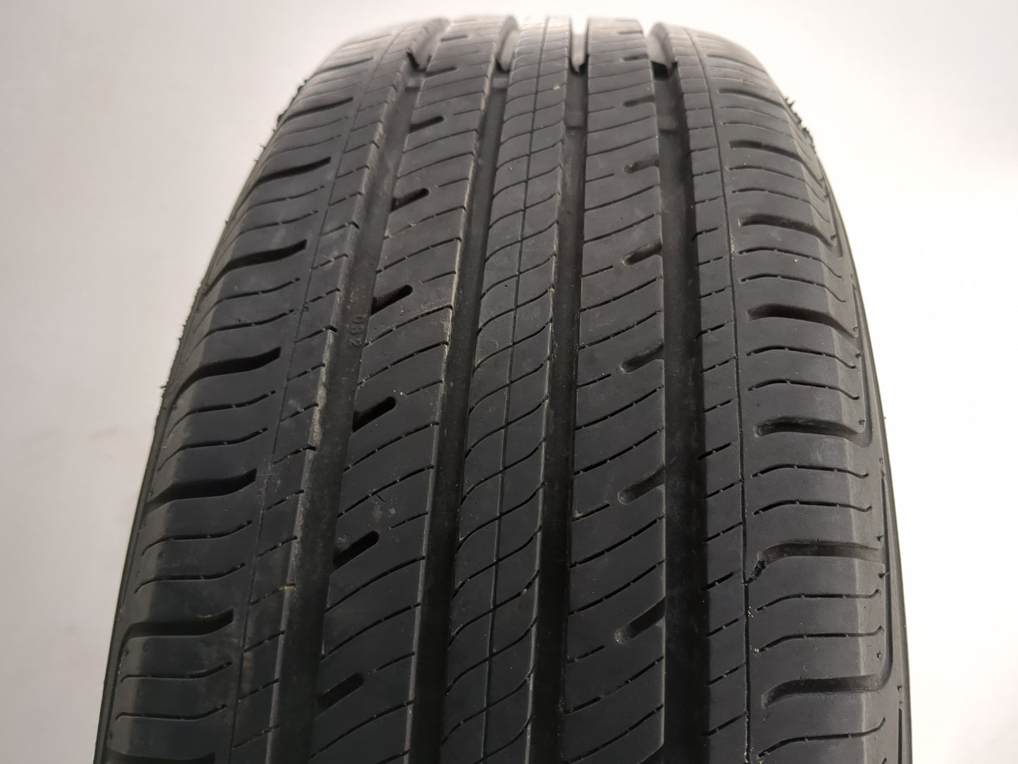 Used Tire 195/65R15 IRONMAN 195/65R15 91H - Tread Depth 9/32 - Oemusedautoparts1.com