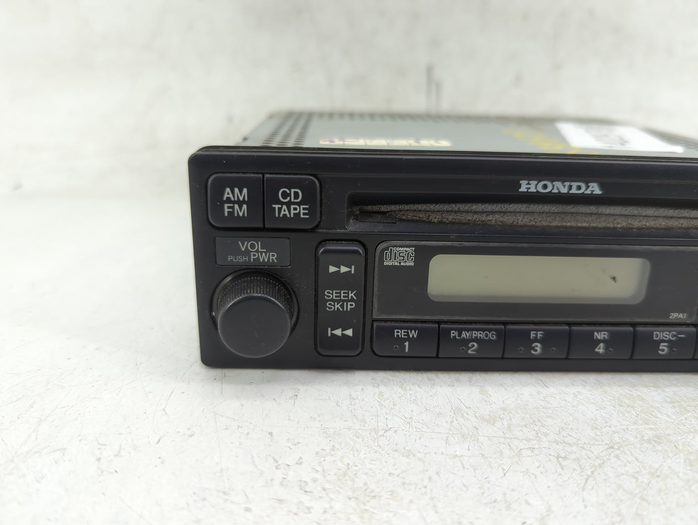 2001-2002 Honda Accord Radio AM FM Cd Player Receiver Replacement P/N:39100-S84-A410-M1 Fits Fits 2001 2002 OEM Used Auto Pa
