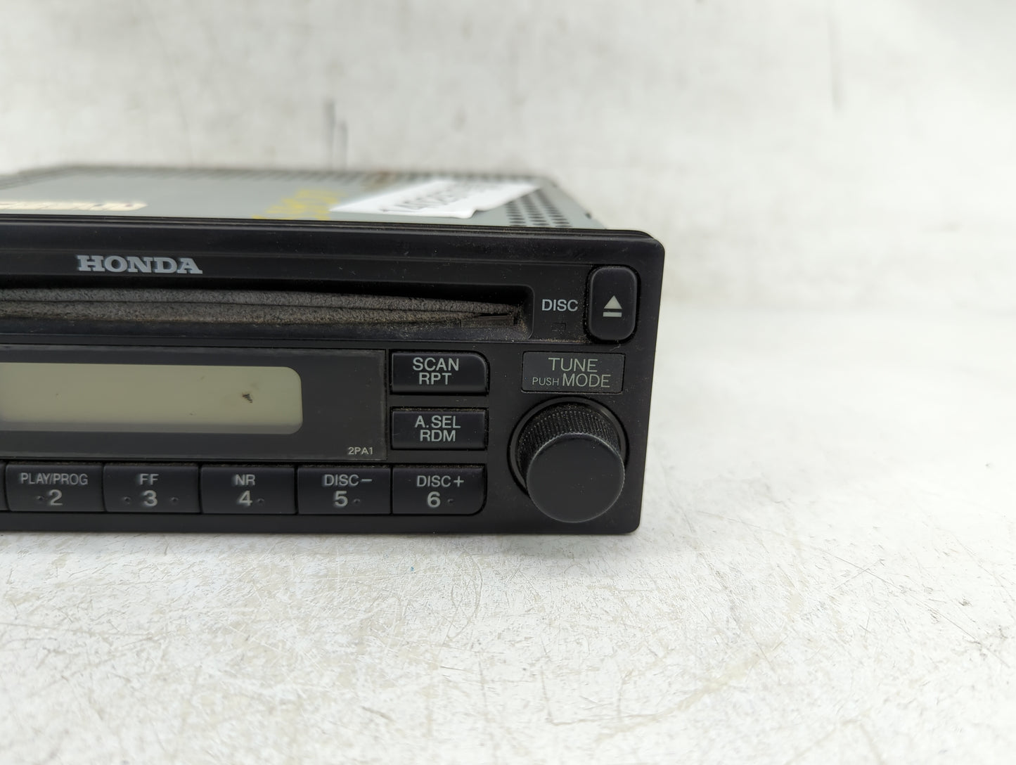 2001-2002 Honda Accord Radio AM FM Cd Player Receiver Replacement P/N:39100-S84-A410-M1 Fits Fits 2001 2002 OEM Used Auto Pa
