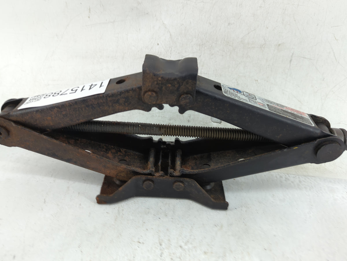 2002 Honda Accord Spare Scissor Car Jack 1415788 - Oemusedautoparts1.com
