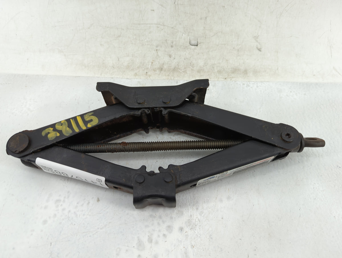 2002 Honda Accord Spare Scissor Car Jack 1415788 - Oemusedautoparts1.com