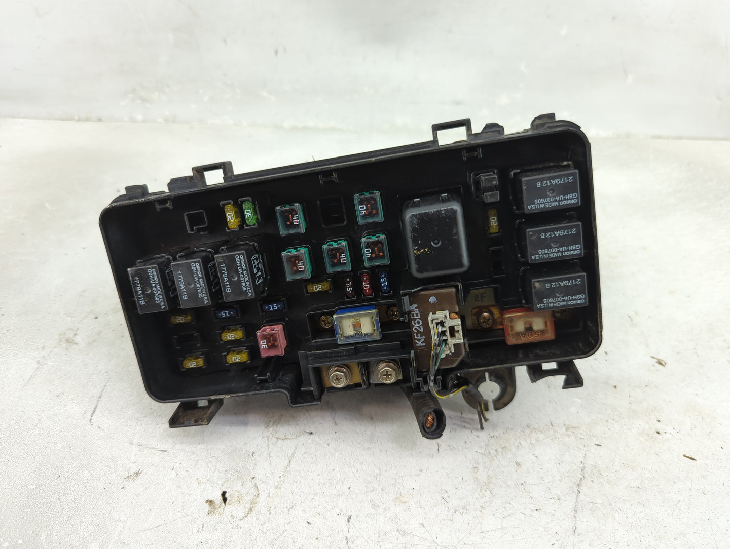 2000-2002 Honda Accord Fusebox Fuse Box Panel Relay Module P/N:S84-A2 Fits Fits 2000 2001 2002 OEM Used Auto Parts - Oemused