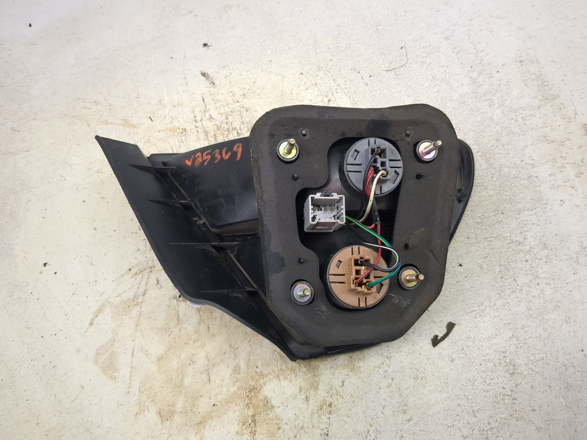 1998-2002 Honda Accord Passenger Right Side Deck Lid Mounted Tail Light - Oemusedautoparts1.com