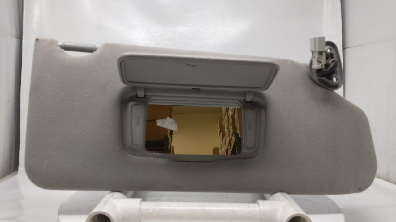 1998-2002 Honda Accord Sun Visor Shade Replacement Passenger Right Mirror Fits Fits 1998 1999 2000 2001 2002 OEM Used Auto P