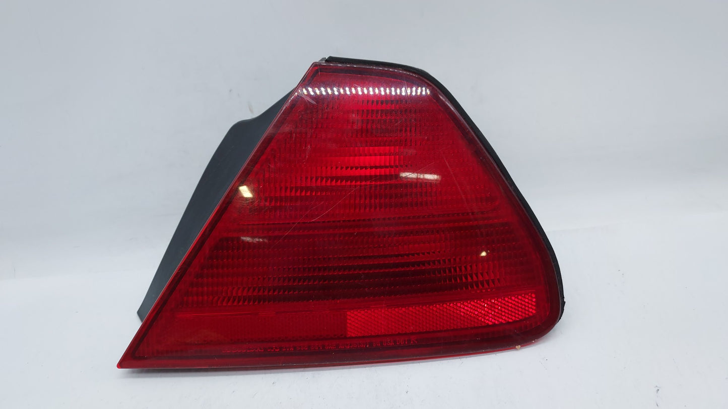 1998-2002 Honda Accord Tail Light Assembly Driver Left OEM Fits Fits 1998 1999 2000 2001 2002 OEM Used Auto Parts - Oemuseda