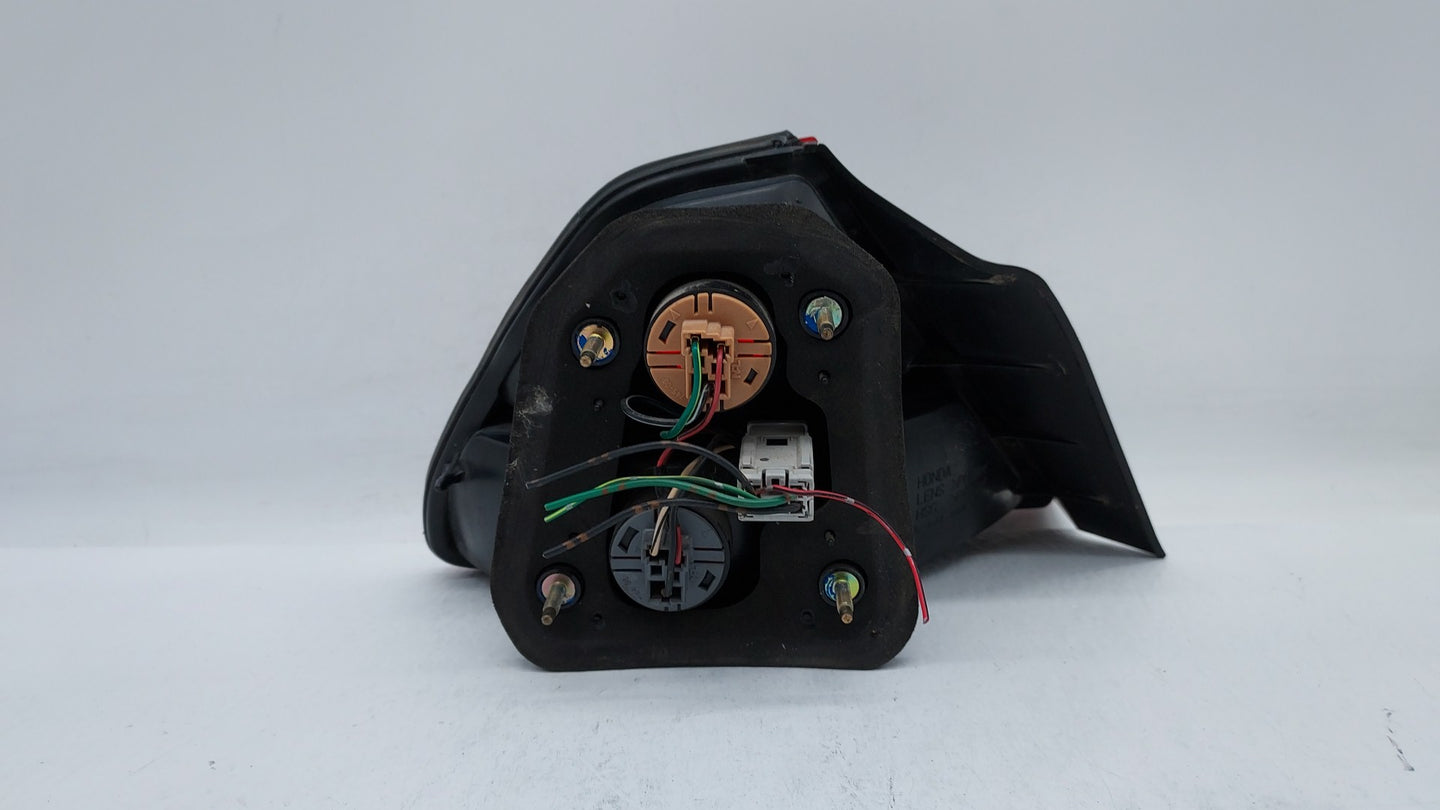 1998-2002 Honda Accord Tail Light Assembly Driver Left OEM Fits Fits 1998 1999 2000 2001 2002 OEM Used Auto Parts - Oemuseda