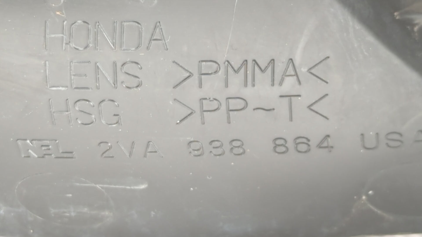 1998-2002 Honda Accord Tail Light Assembly Driver Left OEM Fits Fits 1998 1999 2000 2001 2002 OEM Used Auto Parts - Oemuseda
