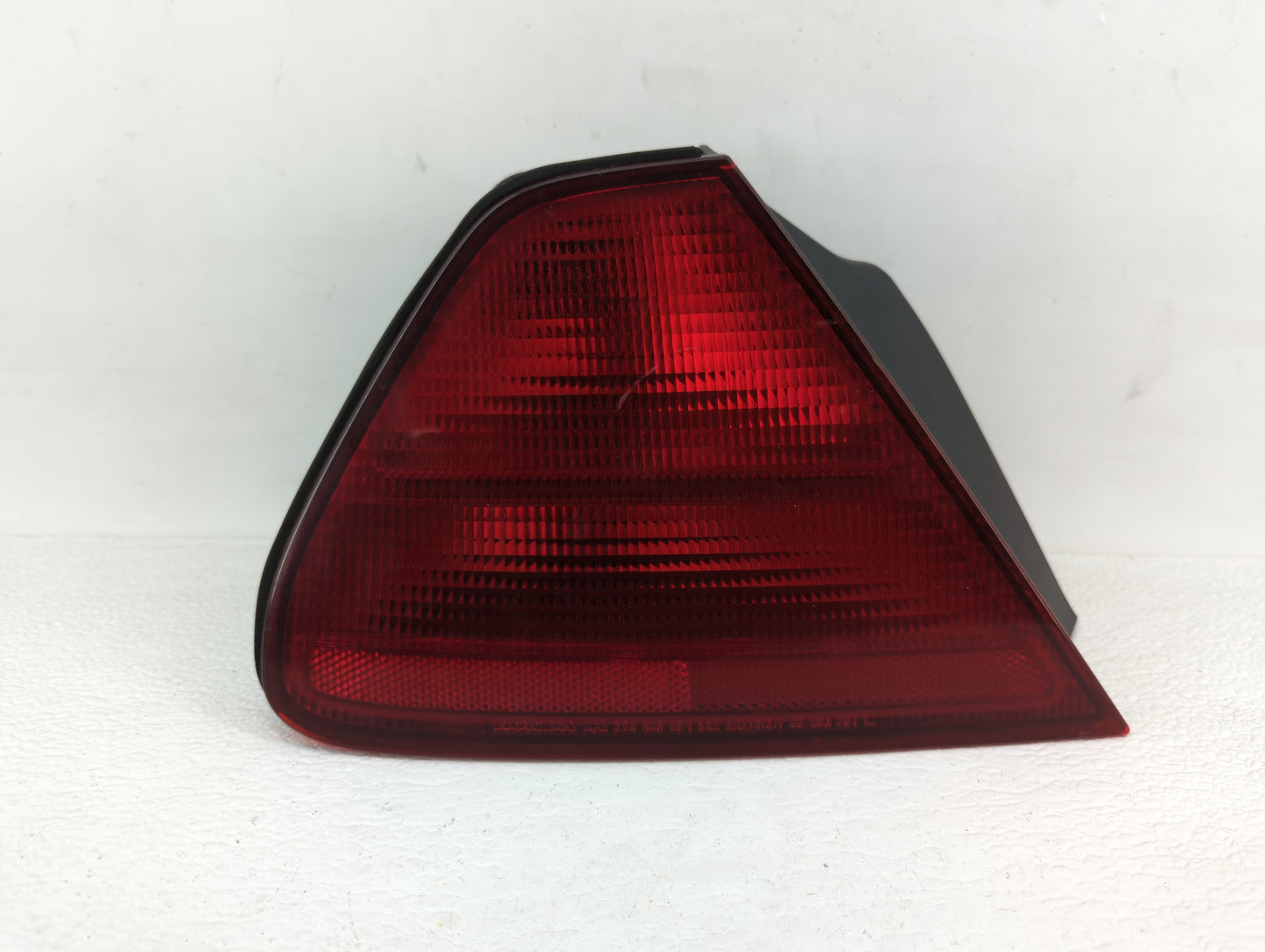 1998-2002 Honda Accord Tail Light Assembly Driver Left OEM P/N:2VA 938 864 Fits Fits 1998 1999 2000 2001 2002 OEM Used Auto 
