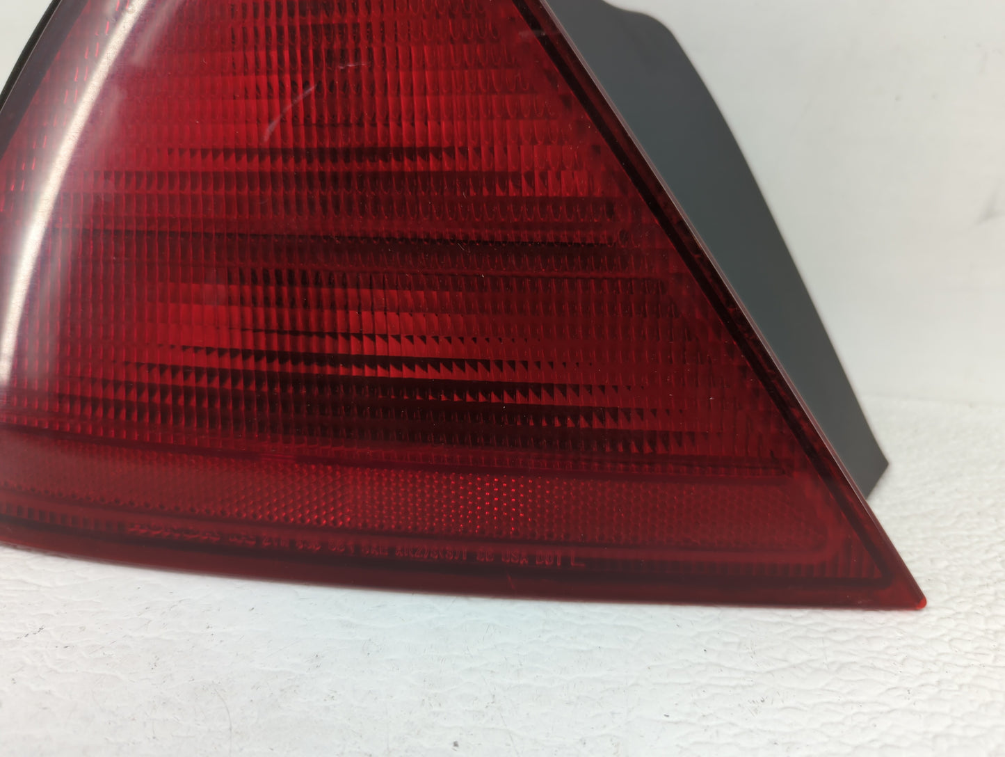 1998-2002 Honda Accord Tail Light Assembly Driver Left OEM P/N:2VA 938 864 Fits Fits 1998 1999 2000 2001 2002 OEM Used Auto 