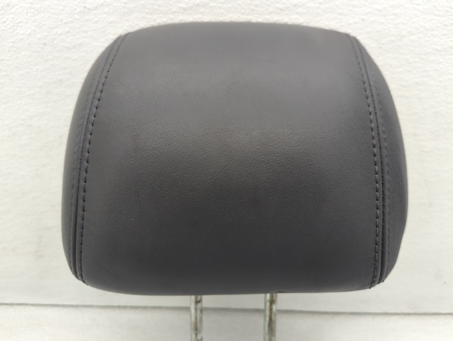 2000-2002 Honda Accord Headrest Head Rest Front Driver Passenger Seat Fits Fits 2000 2001 2002 OEM Used Auto Parts - Oemused