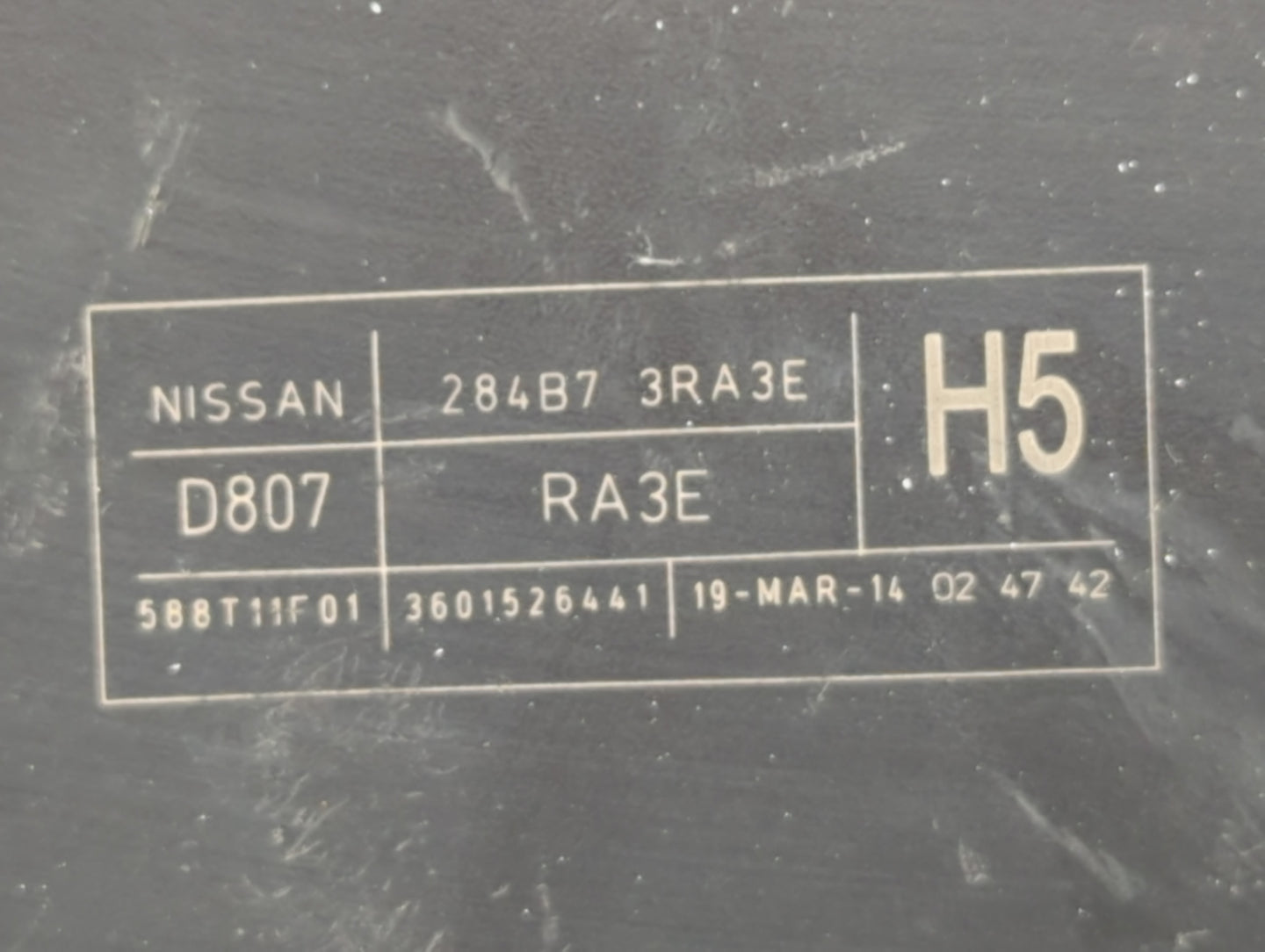 2000-2002 Honda Accord Fusebox Fuse Box Panel Relay Module P/N:284B7 3RA3E Fits Fits 2000 2001 2002 OEM Used Auto Parts - Oe