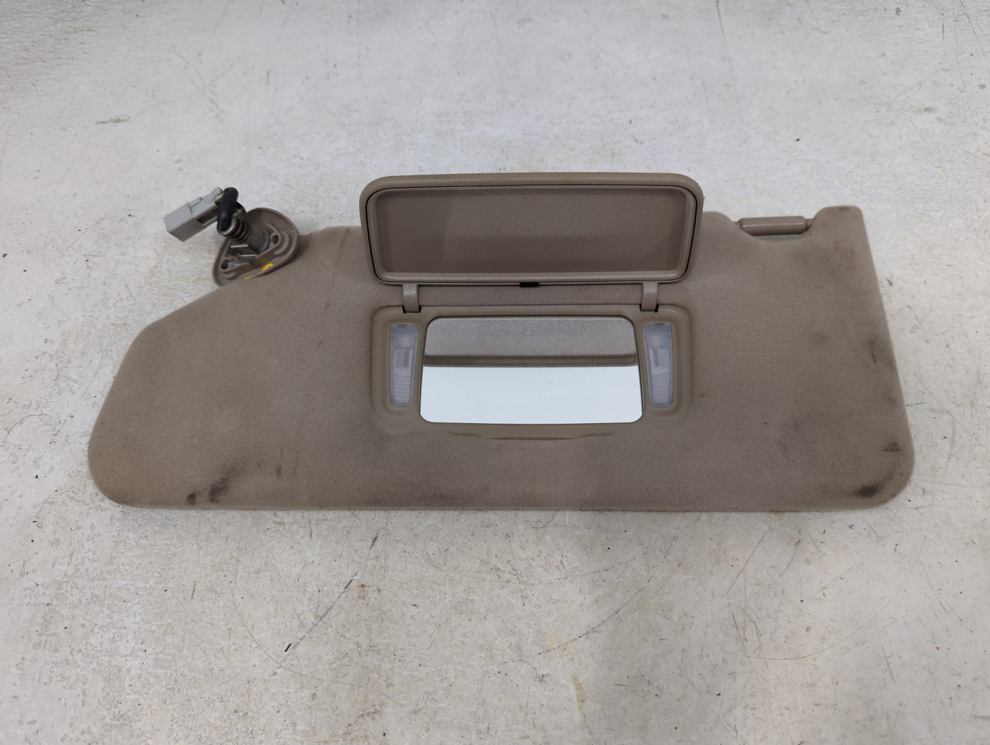 1998-2002 Honda Accord Sun Visor Shade Replacement Driver Left Mirror Fits Fits 1998 1999 2000 2001 2002 OEM Used Auto Parts