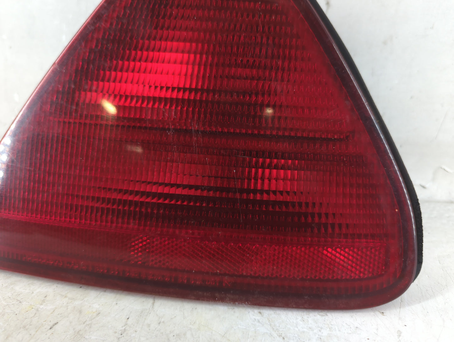 2001-2002 Honda Accord Tail Light Assembly Passenger Right OEM P/N:2VA 938 864 Fits Fits 2001 2002 OEM Used Auto Parts - Oem