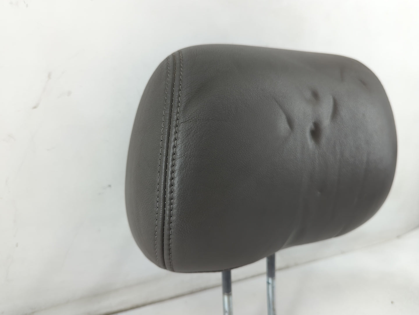 2000-2002 Honda Accord Headrest Head Rest Front Driver Passenger Seat Fits Fits 2000 2001 2002 OEM Used Auto Parts - Oemused