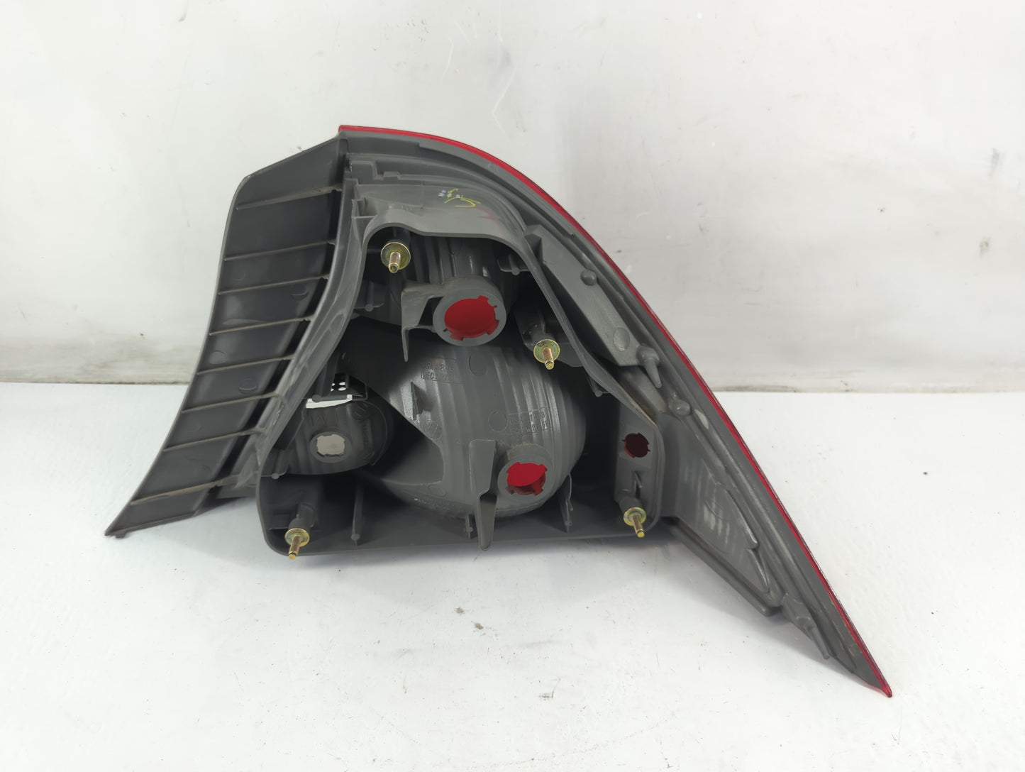 2002-2003 Honda Civic Tail Light Assembly Passenger Right OEM P/N:2XL 930 400 Fits Fits 2002 2003 OEM Used Auto Parts - Oemu
