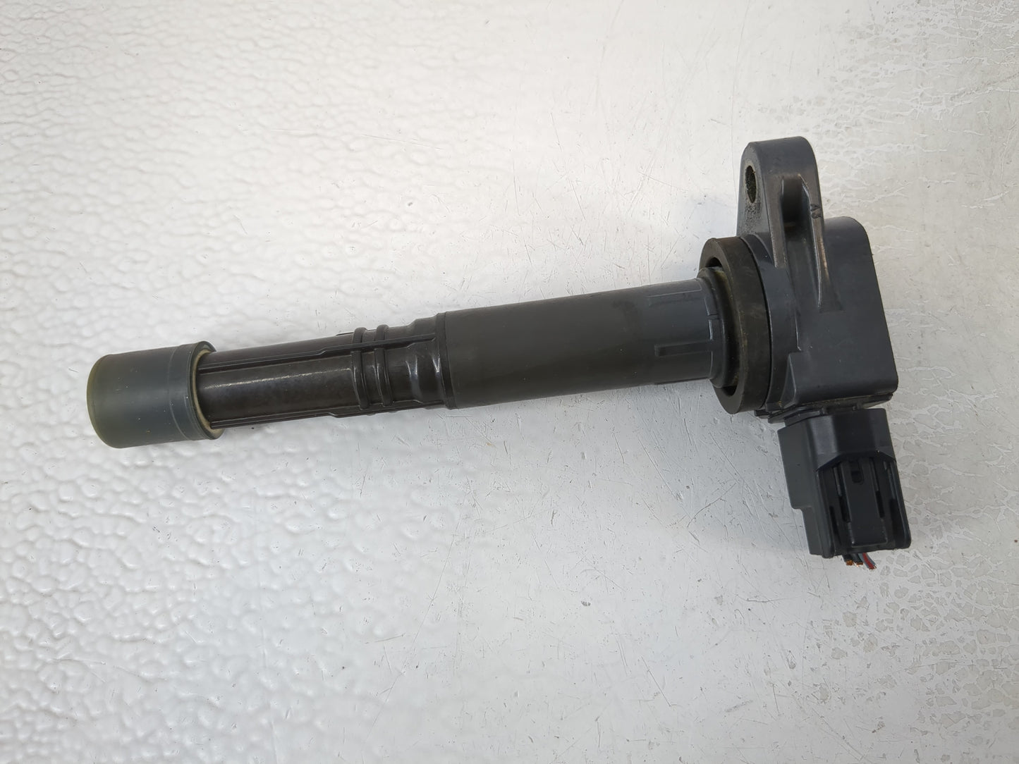 2001-2005 Honda Civic Ignition Coil Igniter Pack - Oemusedautoparts1.com