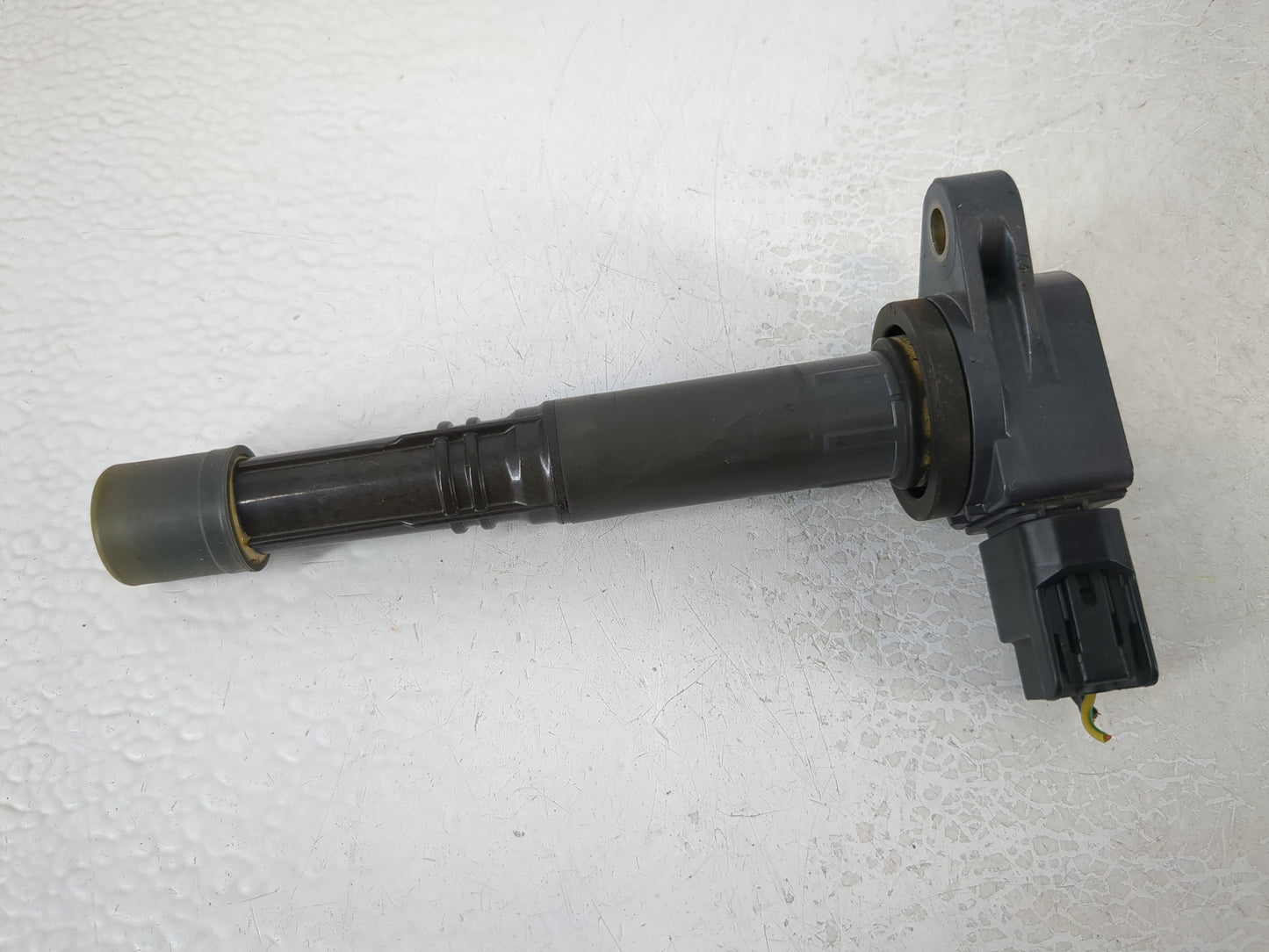 2001-2005 Honda Civic Ignition Coil Igniter Pack - Oemusedautoparts1.com
