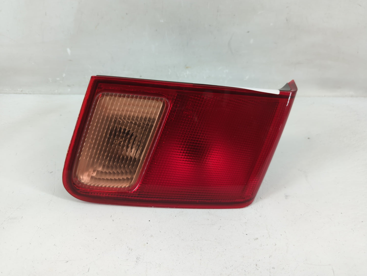 2001-2002 Honda Civic Tail Light Assembly Driver Left OEM P/N:7440 W21W Fits Fits 2001 2002 OEM Used Auto Parts - Oemusedaut
