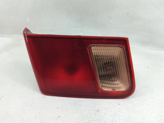 2001-2002 Honda Civic Tail Light Assembly Passenger Right OEM P/N:7440 W21W Fits Fits 2001 2002 OEM Used Auto Parts - Oemuse