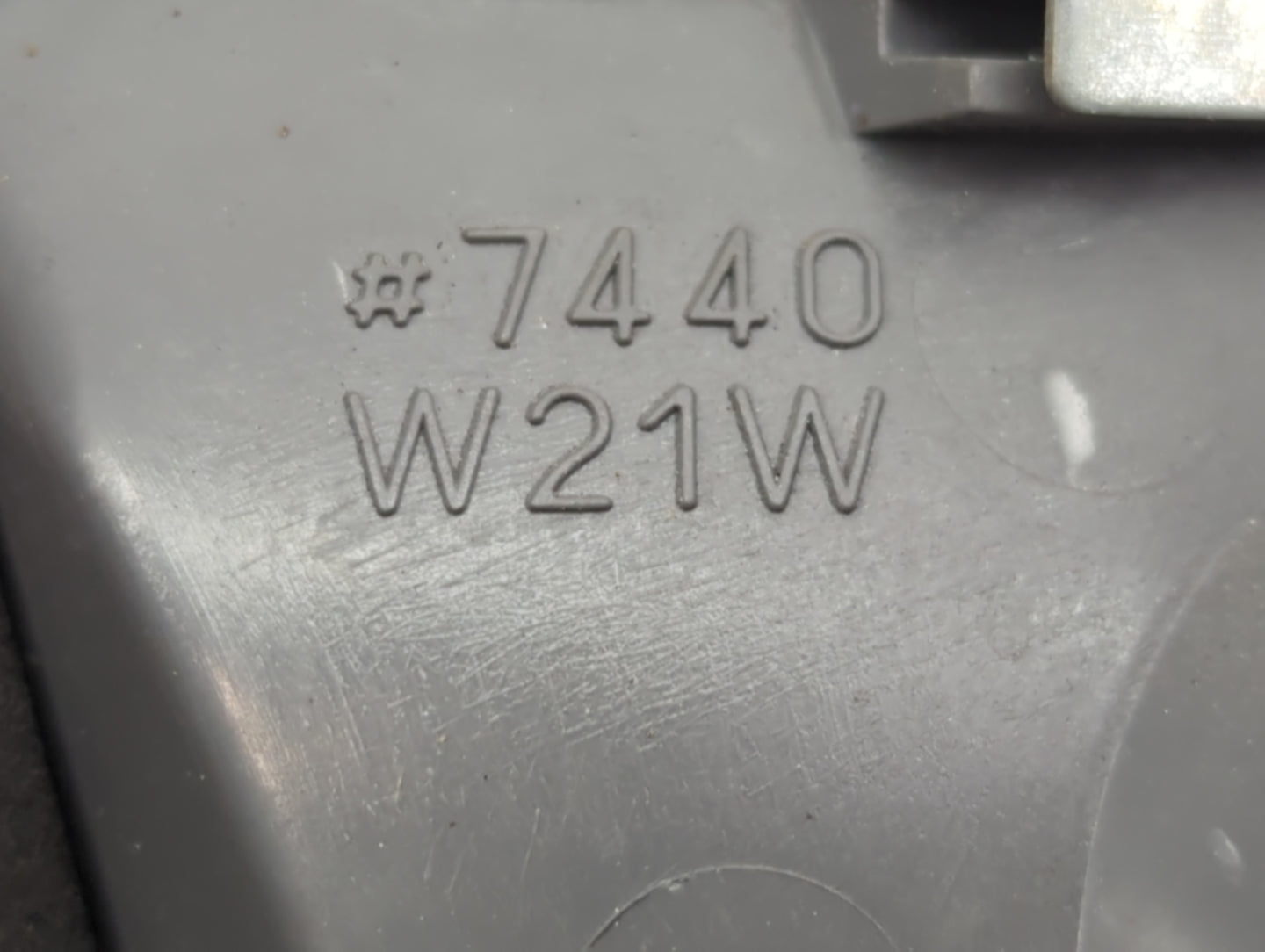 2001-2002 Honda Civic Tail Light Assembly Passenger Right OEM P/N:7440 W21W Fits Fits 2001 2002 OEM Used Auto Parts - Oemuse