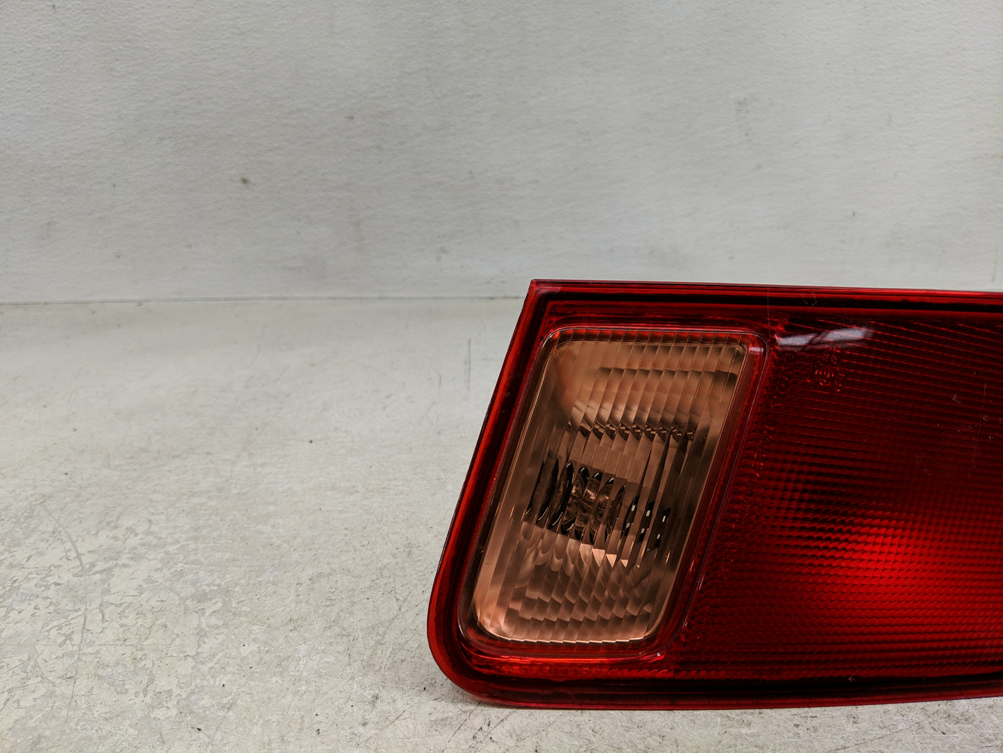 2001-2002 Honda Civic Tail Light Assembly Driver Left OEM P/N:7440 W21W Fits Fits 2001 2002 OEM Used Auto Parts - Oemusedaut