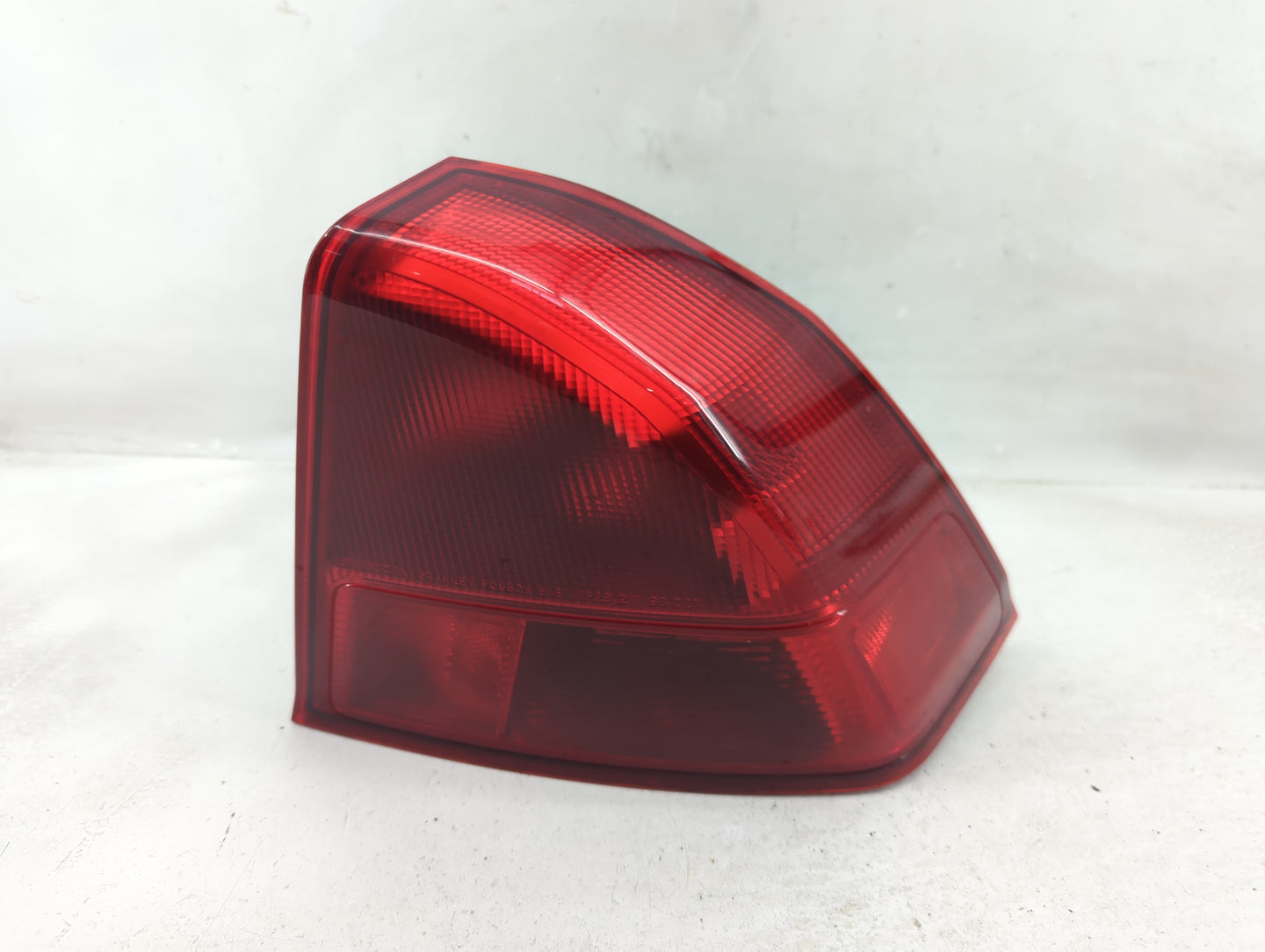2001-2002 Honda Civic Tail Light Assembly Passenger Right OEM Fits Fits 2001 2002 2003 OEM Used Auto Parts - Oemusedautopart