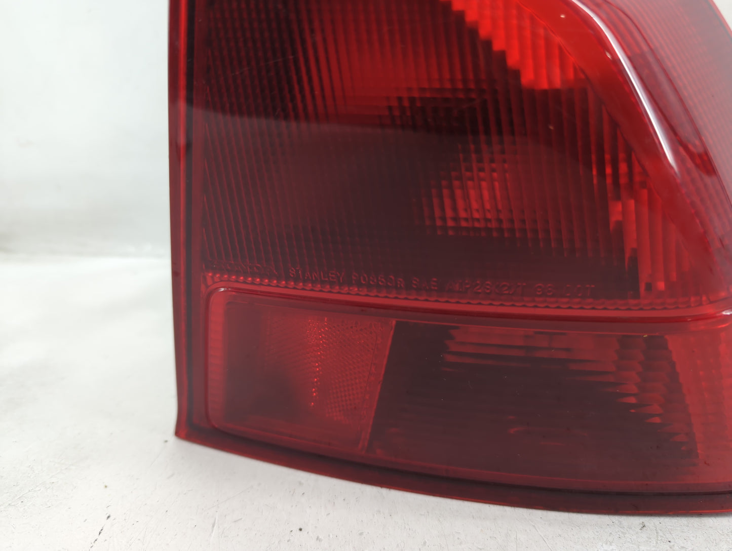 2001-2002 Honda Civic Tail Light Assembly Passenger Right OEM Fits Fits 2001 2002 2003 OEM Used Auto Parts - Oemusedautopart