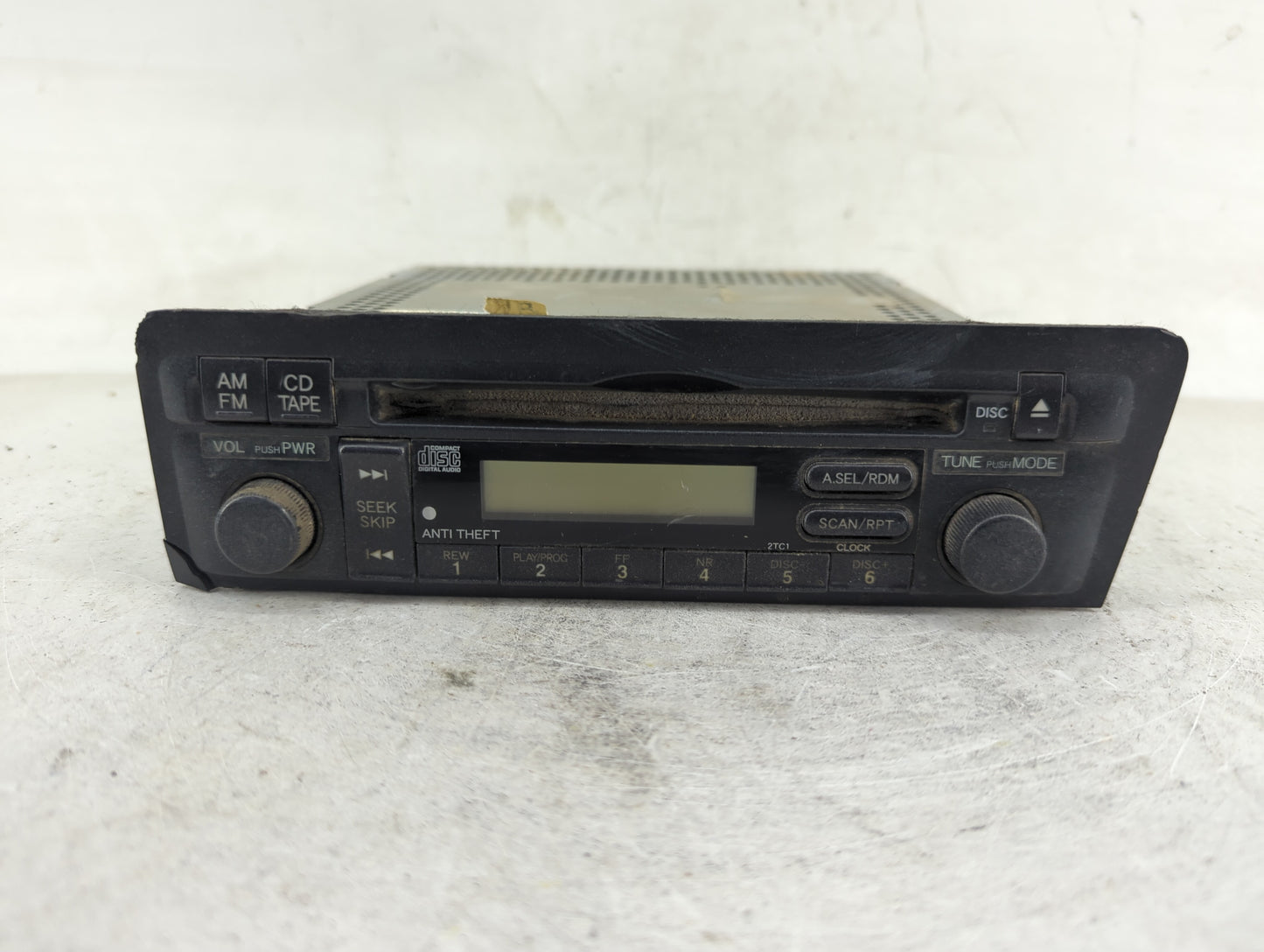 2001-2002 Honda Civic Radio AM FM Cd Player Receiver Replacement P/N:39101-S5A-A610-M1 Fits Fits 2001 2002 OEM Used Auto Par